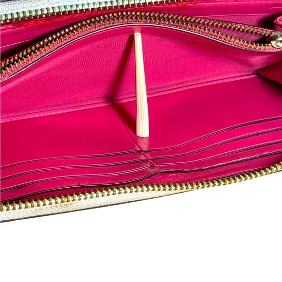 Coach Limiteded Edition continental zip around wallet With Pop Floral Print - Picture 8 of 16